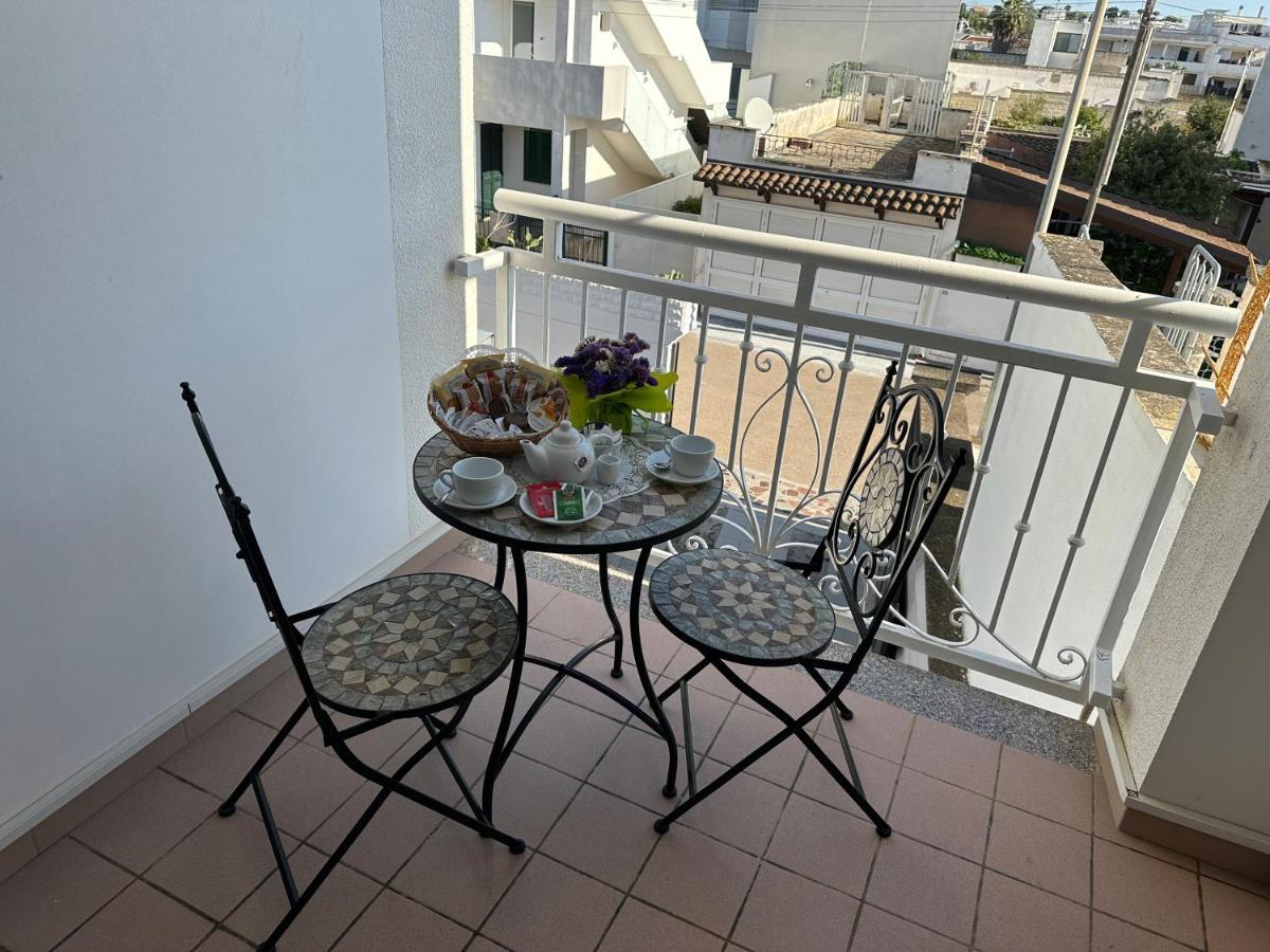 Porto Cesareo Hotel Exteriör bild